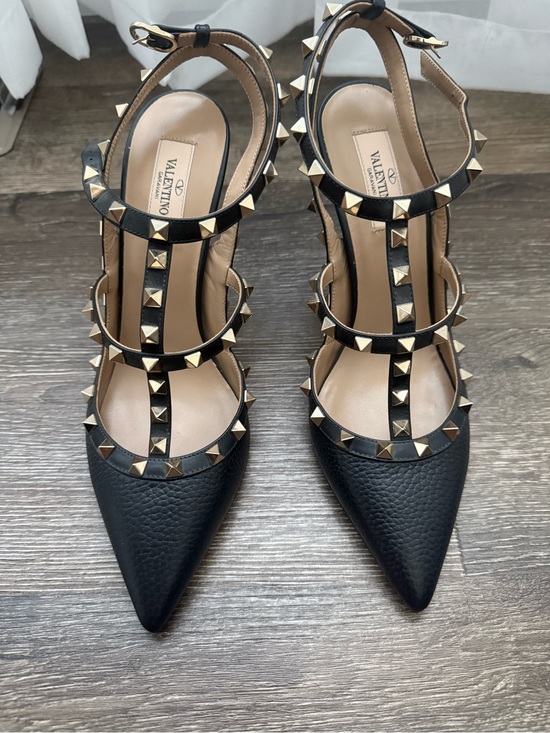 Valentino Shoes - Valentino Black Leather Pointed Rockstud T-Strap Pumps